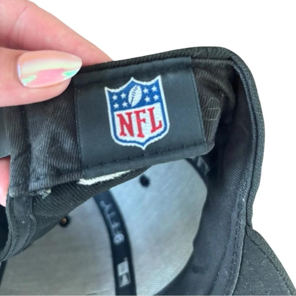 New Era Black Chiefs Hat - Picture 9 of 9